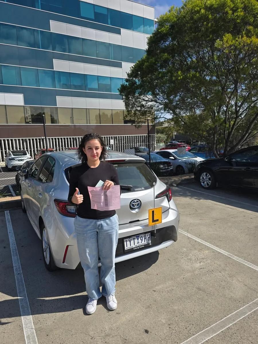 Student celebrates passing VicRoads driving test first attempt — Freshers Driving School Melbourne