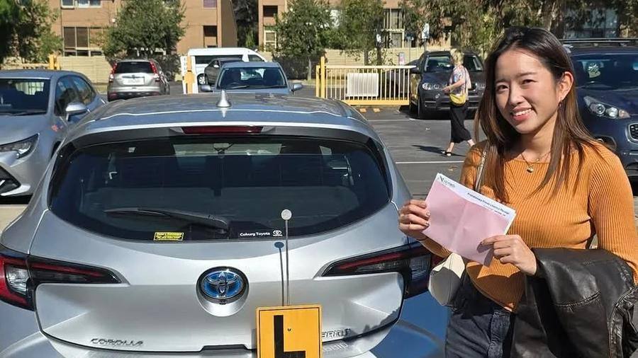 Driving Lessons for International Students in Melbourne: Complete Guide 2025