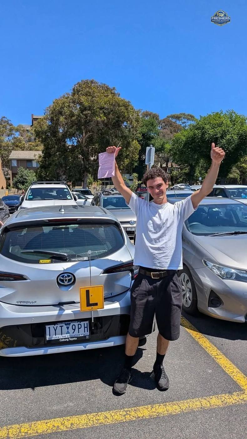 Melbourne driving student passes VicRoads test first attempt with Freshers Driving School