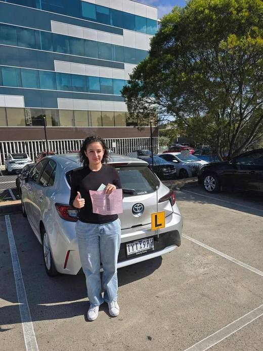 Freshers instructor conducting VicRoads test preparation lesson on real Melbourne test routes